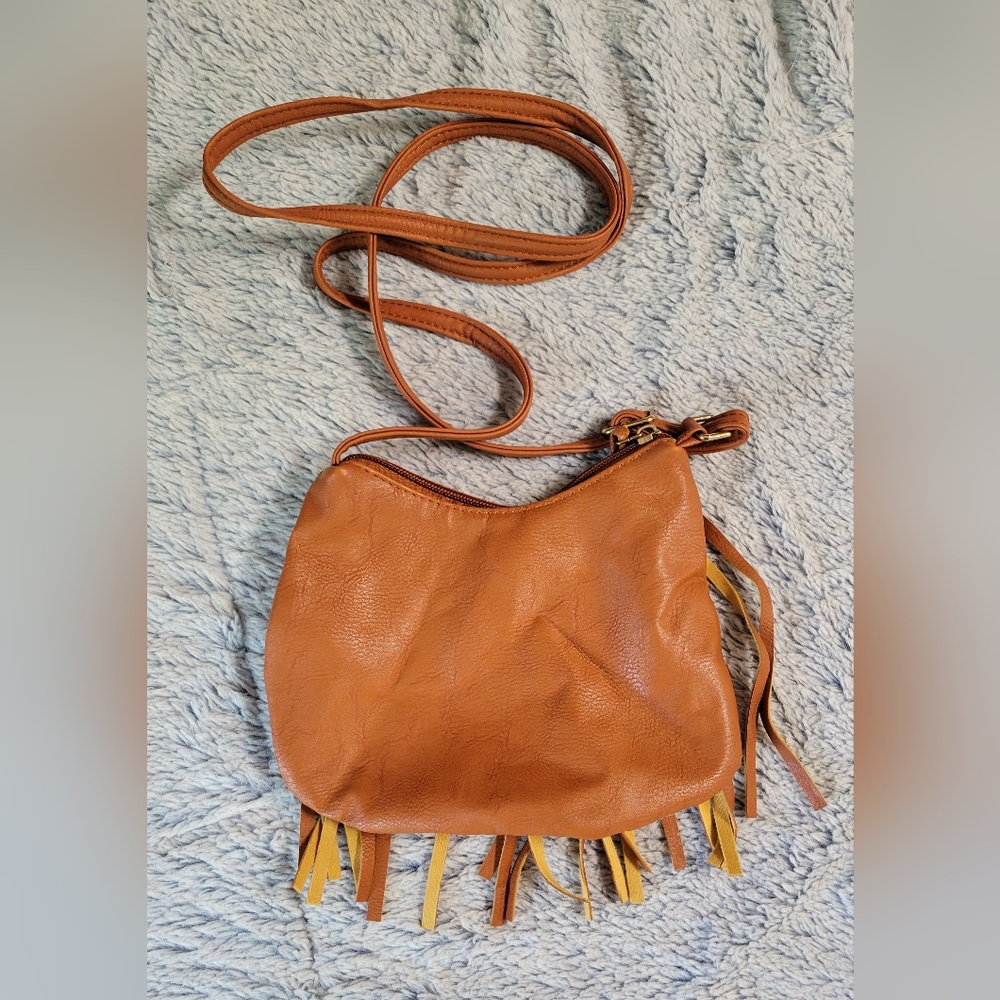 Boho fringe crossbody purse - Picture 3 of 3